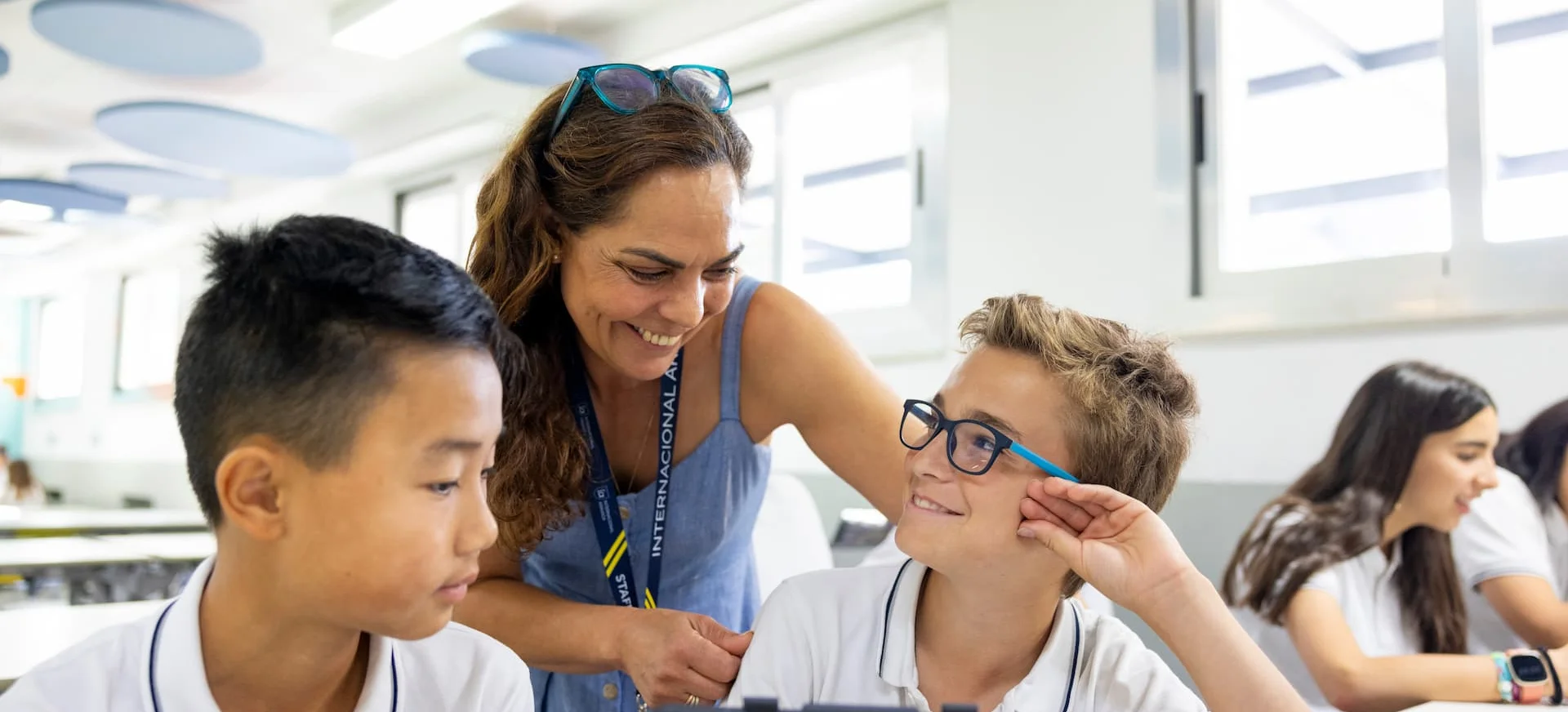 Trabaja con nosotros